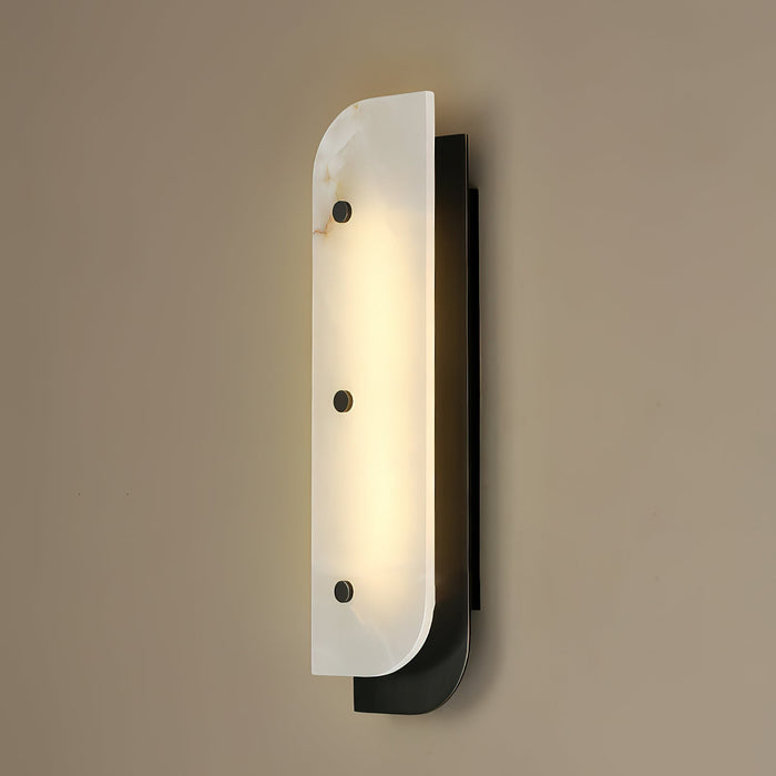 Elaris Alabaster Wall Lamp Vakkerlight