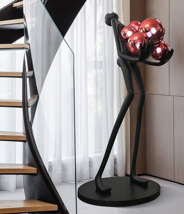 Embrace Sculpture Floor Lamp Vakkerlight