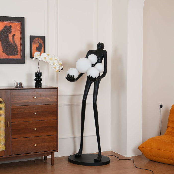 Embrace Sculpture Floor Lamp Vakkerlight