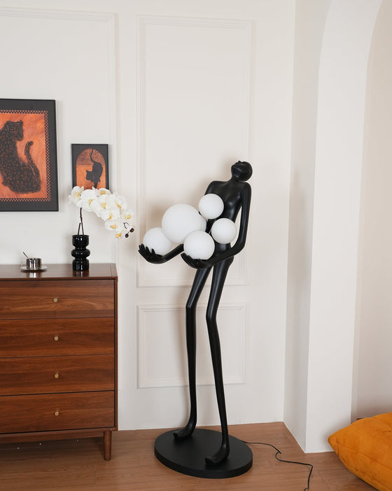 Embrace Sculpture Floor Lamp Vakkerlight