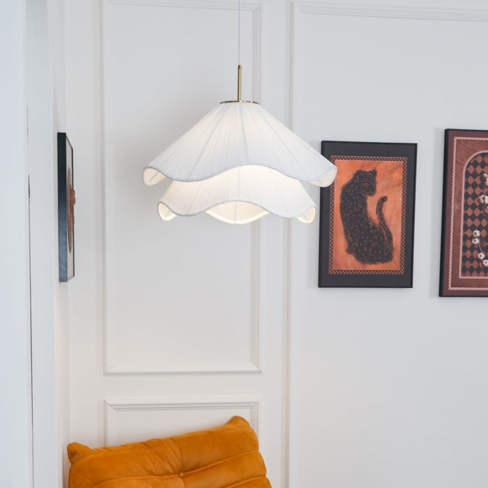 Ethereal Bloom Plug-in Pendant Light Vakkerlight
