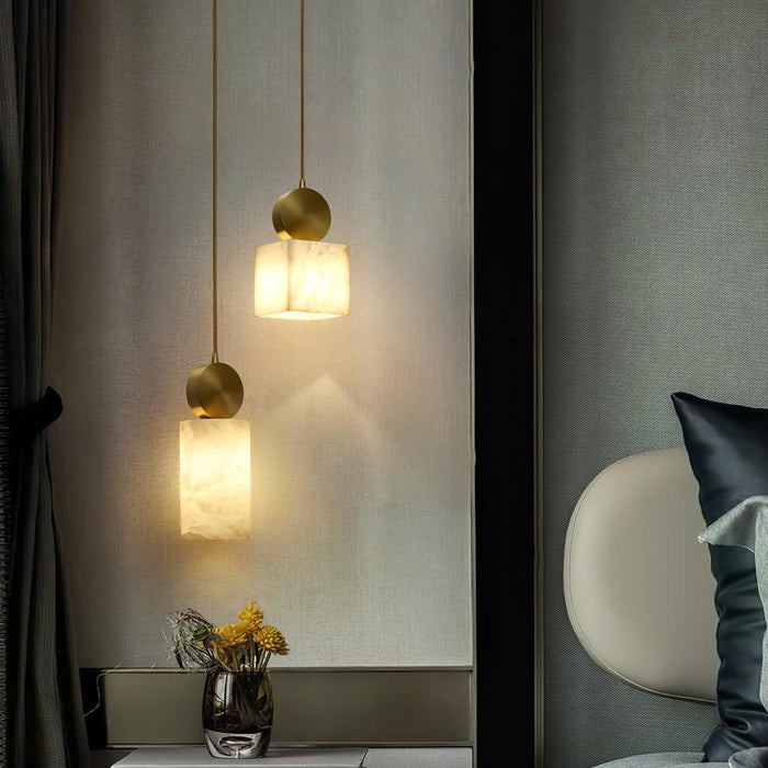 Etruscan Aabaster Pendant Light Vakkerlight