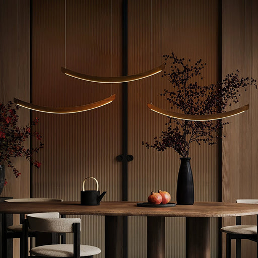 Felix Crescent Pendant Lamp Vakkerlight