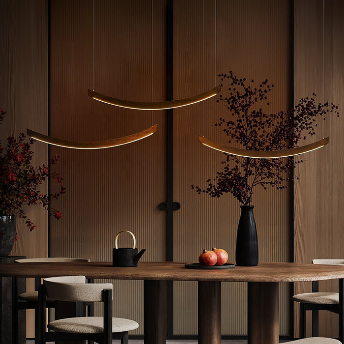 Felix Crescent Pendant Lamp Vakkerlight