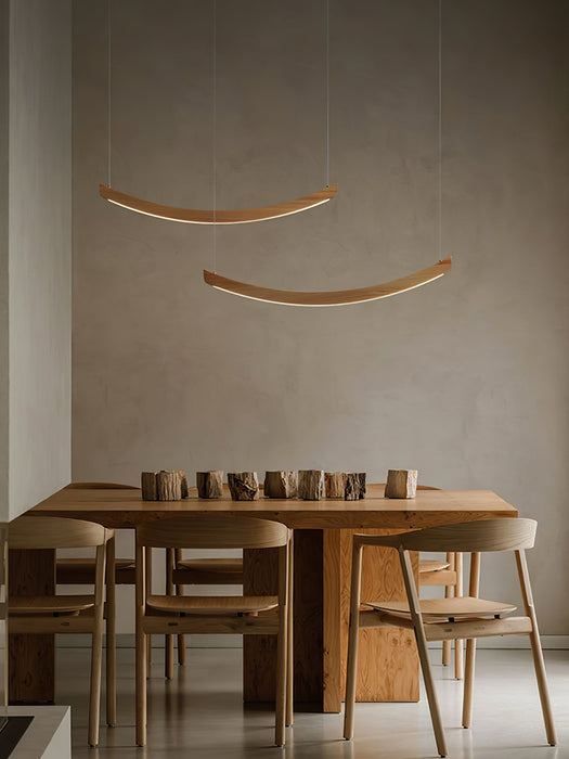 Felix Crescent Pendant Lamp Vakkerlight