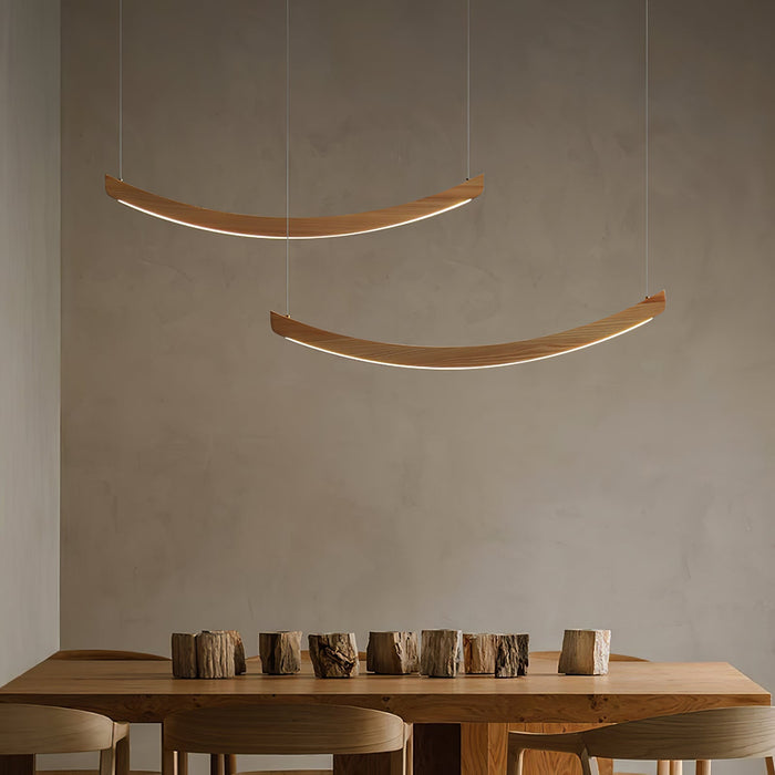 Felix Crescent Pendant Lamp Vakkerlight