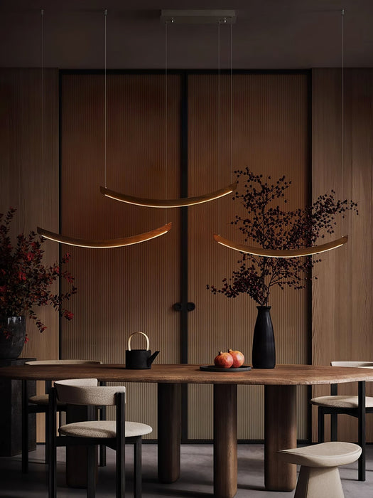 Felix Crescent Pendant Lamp Vakkerlight