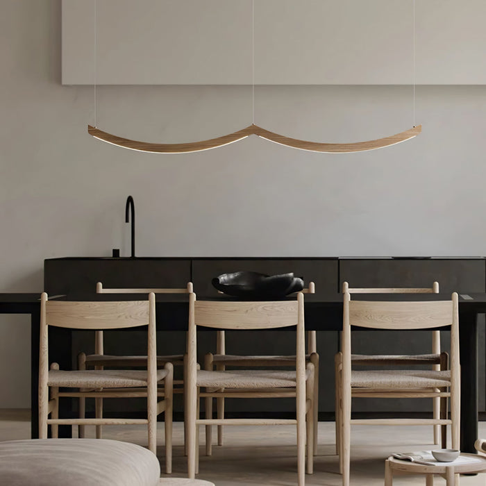 Felix Crescent Pendant Lamp Vakkerlight