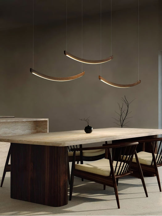 Felix Crescent Pendant Lamp Vakkerlight