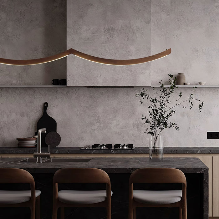 Felix Crescent Pendant Lamp Vakkerlight