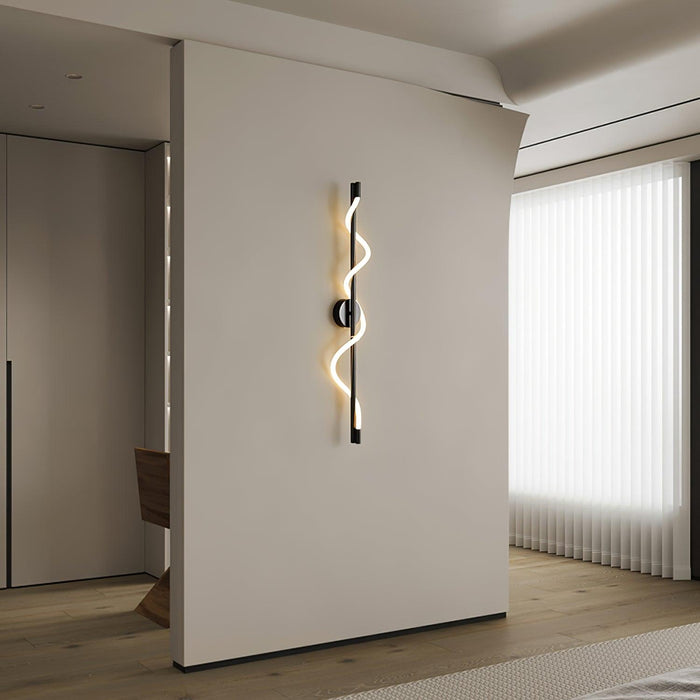 Flexible Linear Curve Wall Lamp Vakkerlight