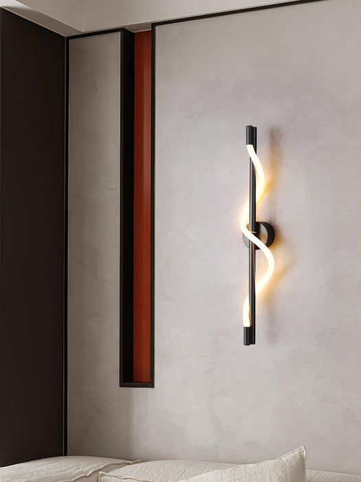 Flexible Linear Curve Wall Lamp Vakkerlight
