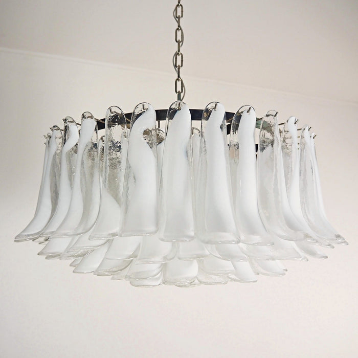 Petals White Glass Chandelier Vakkerlight