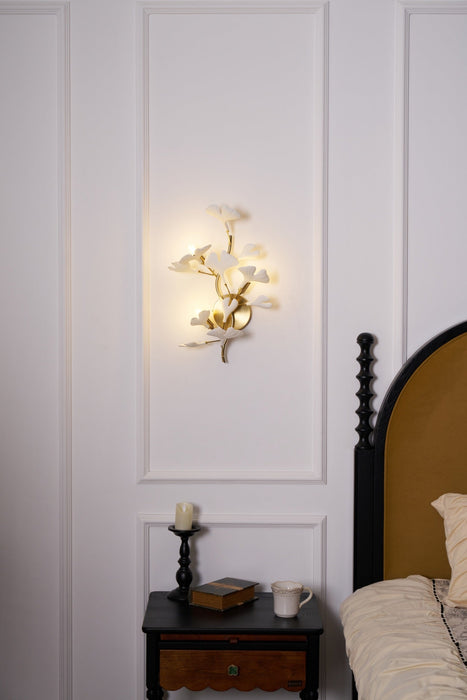 Gingko Wall Lamp