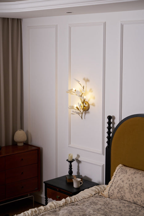 Gingko Wall Lamp