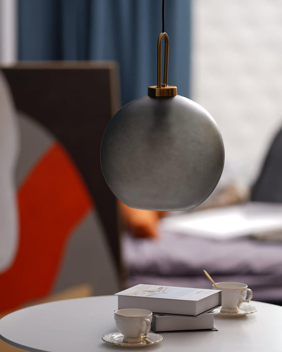 Pendulum Glass Pendant Lamp Vakkerlight