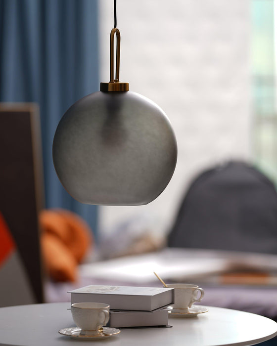 Pendulum Glass Pendant Lamp Vakkerlight