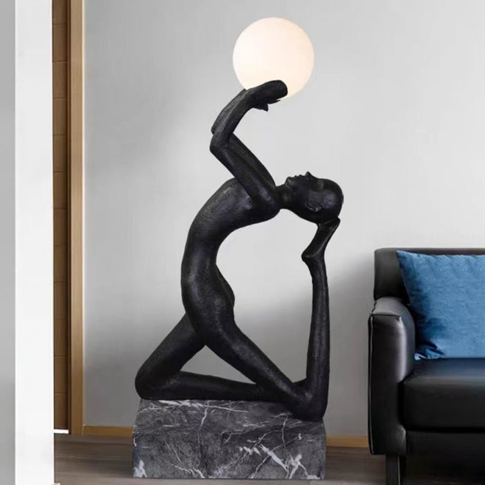 Isadora Sculpture Floor Lamp Vakkerlight