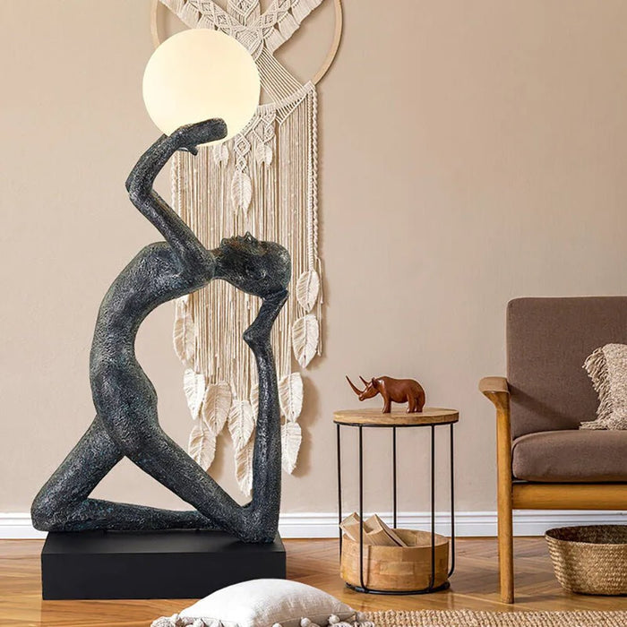 Isadora Sculpture Floor Lamp Vakkerlight