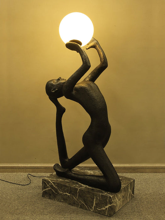 Isadora Sculpture Floor Lamp Vakkerlight