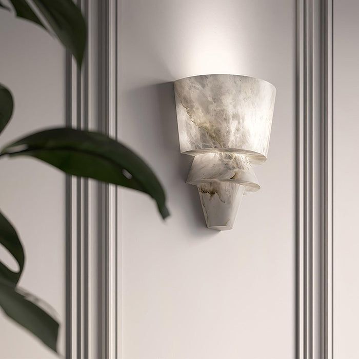 Laboratory Alabaster Wall Light Vakkerlight