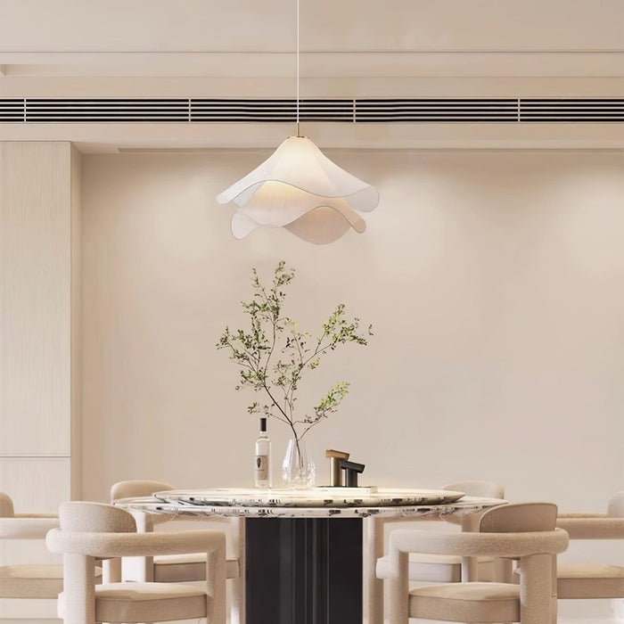 Ethereal Bloom Plug-in Pendant Light Vakkerlight