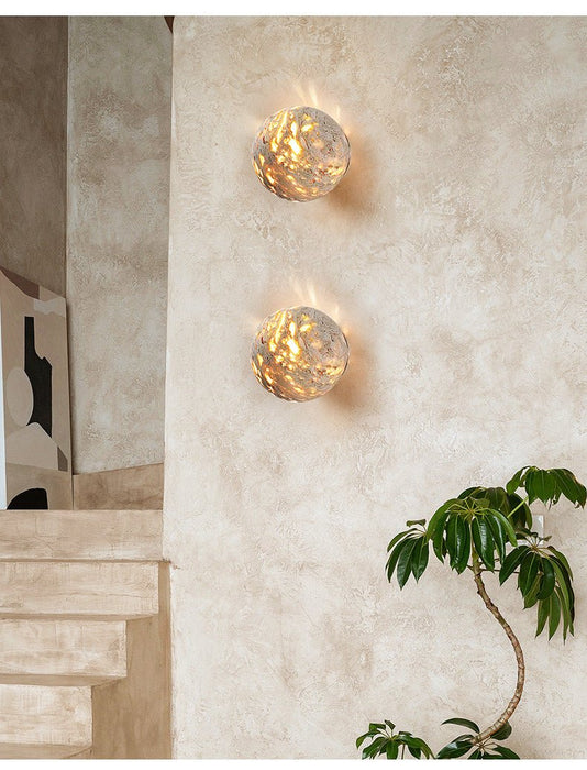Luma Vein Stone Sphere Wall Light Vakkerlight