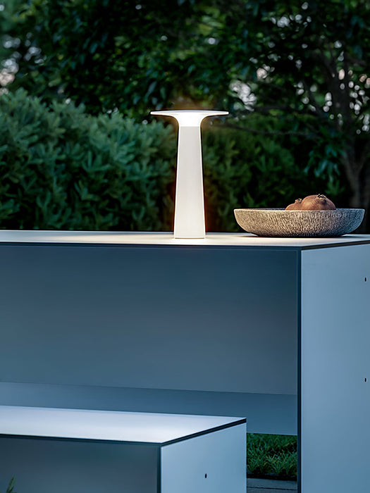 Luma Disk Outdoor Table Light Vakkerlight