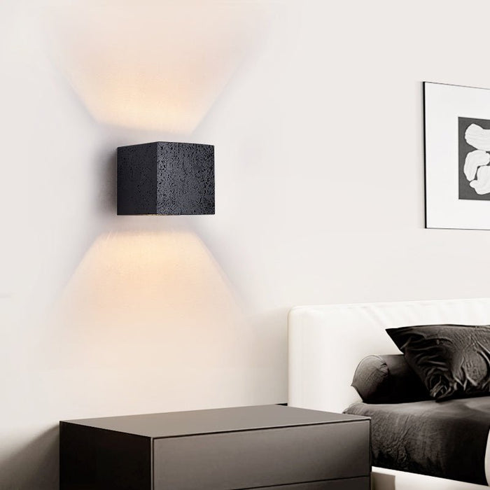 Lumina Void Sconce Vakkerlight