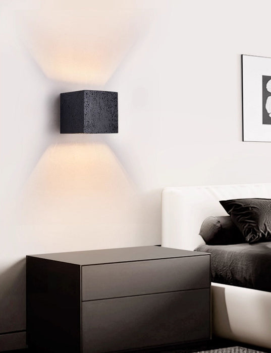 Lumina Void Sconce Vakkerlight