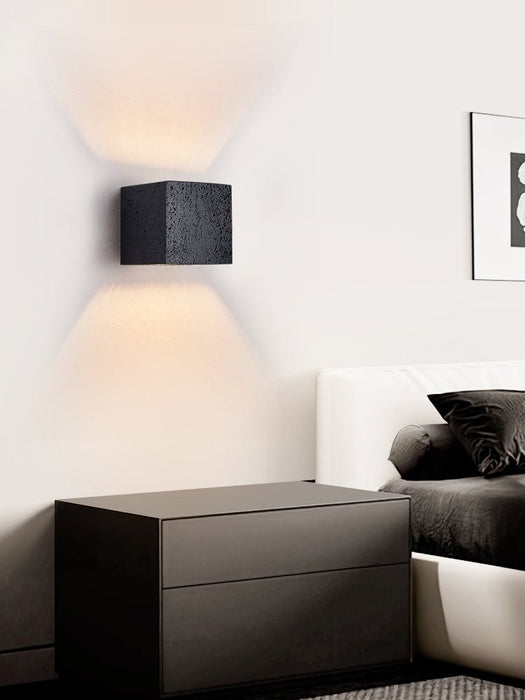 Lumina Void Sconce Vakkerlight