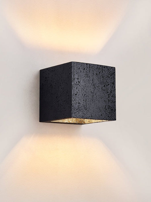 Lumina Void Sconce Vakkerlight