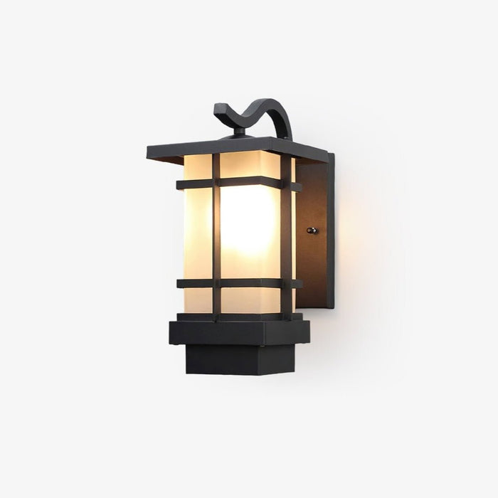 Madison Lantern Outdoor Wall Lamp Vakkerlight