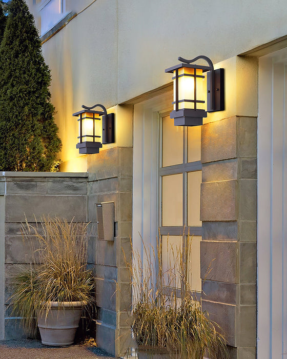 Madison Lantern Outdoor Wall Lamp Vakkerlight