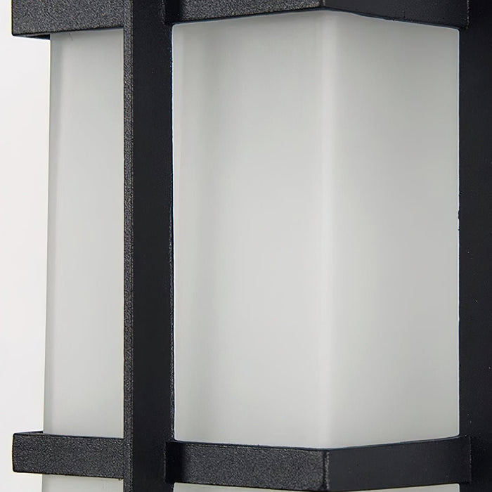 Madison Lantern Outdoor Wall Lamp Vakkerlight