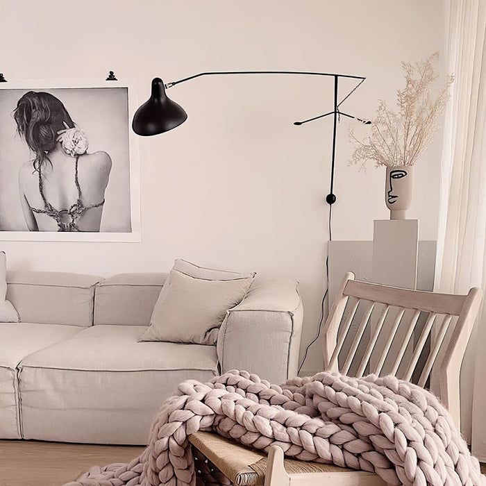 Mantis Arm Wall Lamp Vakkerlight