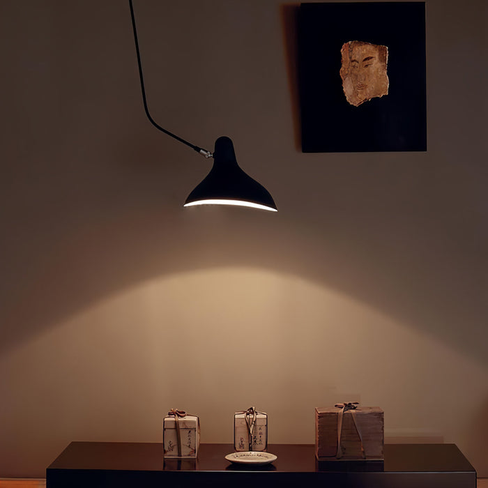 Mantis Arm Wall Lamp Vakkerlight