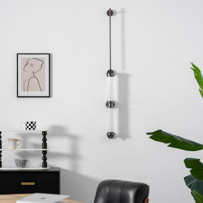 Meridian Vertical Wall Sconce Vakkerlight