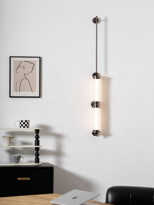 Meridian Vertical Wall Sconce Vakkerlight