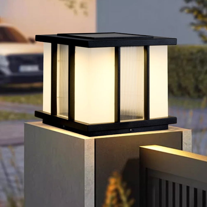 Modern Cube Solar Outdoor Light Vakkerlight