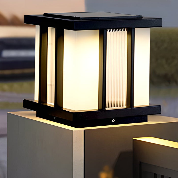 Modern Cube Solar Outdoor Light Vakkerlight