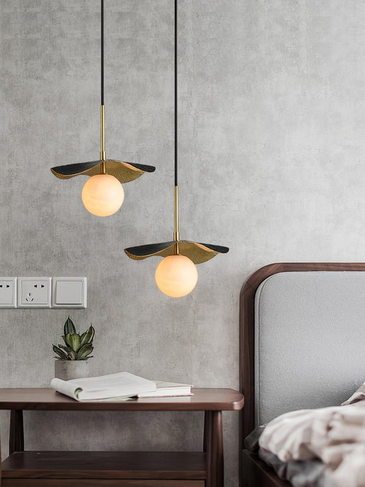 Montera Alabaster Pendant Light Vakkerlight