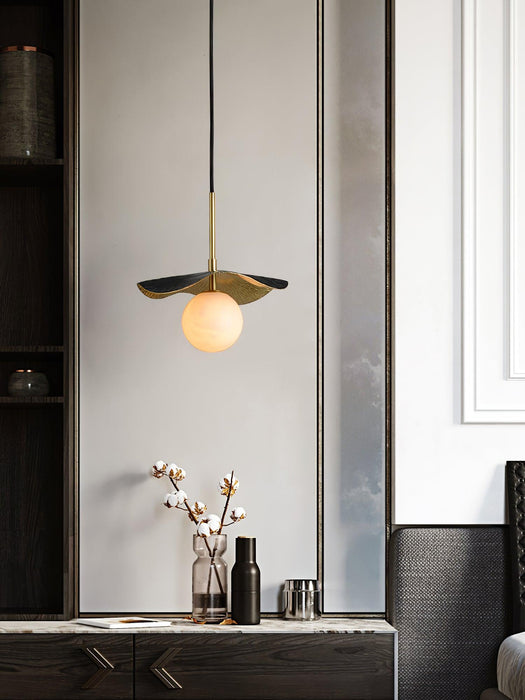 Montera Alabaster Pendant Light Vakkerlight