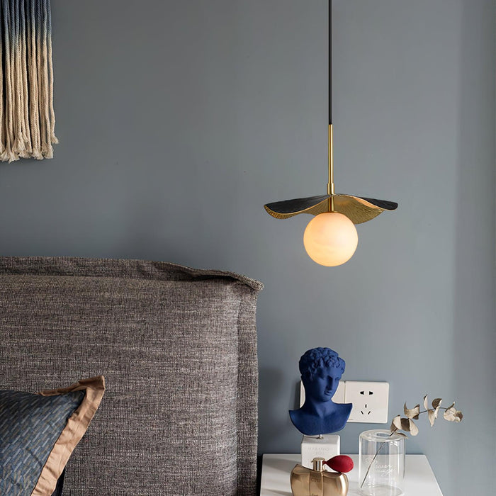 Montera Alabaster Pendant Light Vakkerlight