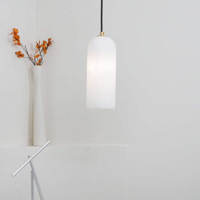 Monty  Alabaster Pendant Lamp Vakkerlight