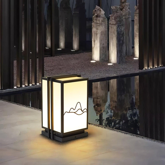 Mountain Outdoor Post Light Vakkerlight