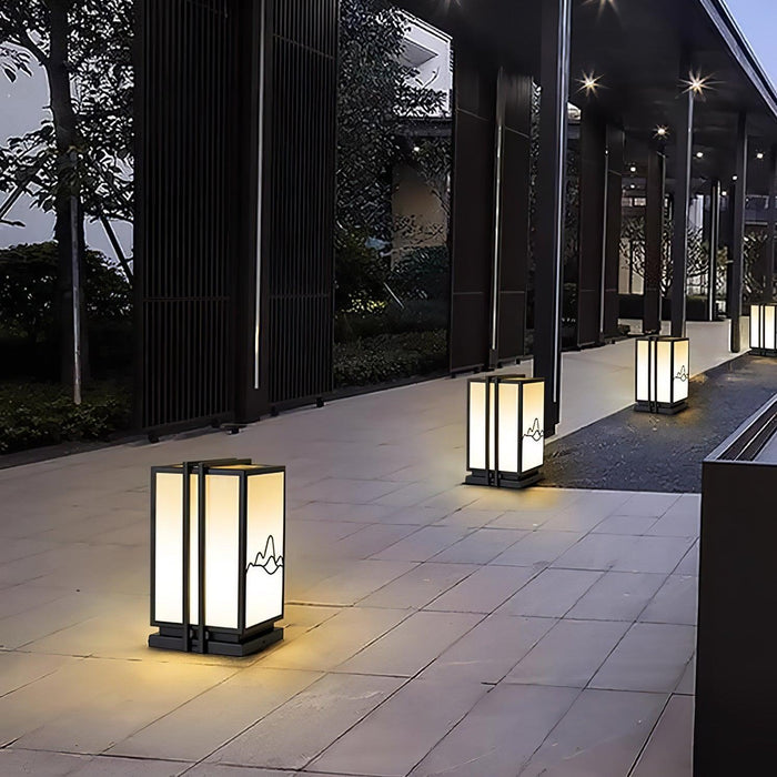 Mountain Outdoor Post Light Vakkerlight