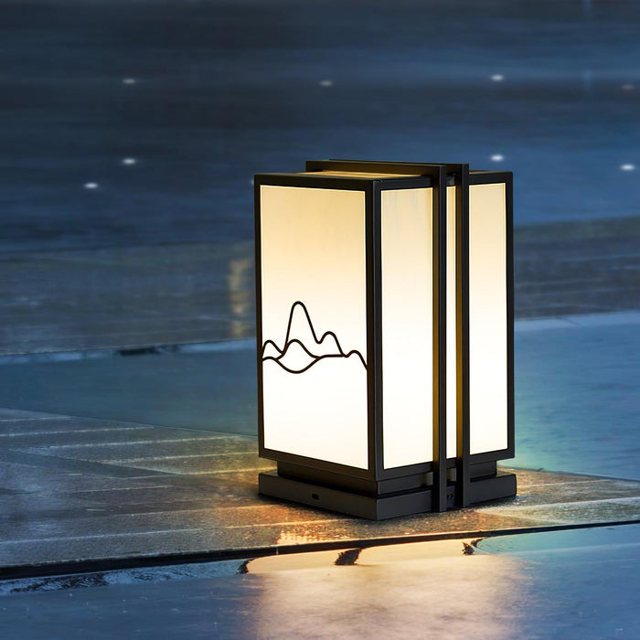Mountain Outdoor Post Light Vakkerlight