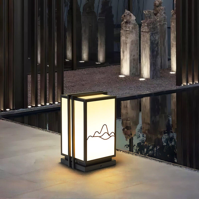 Mountain Outdoor Post Light Vakkerlight