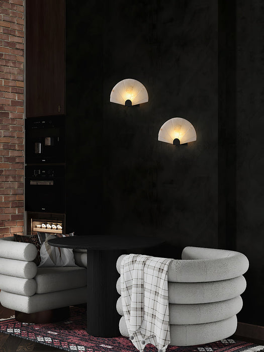 Nevora Alabaster Wall Lamp Vakkerlight